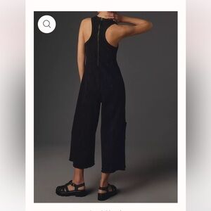 Sleeveless Black Cropped Wide-Leg Jumpsuit with Back Zip